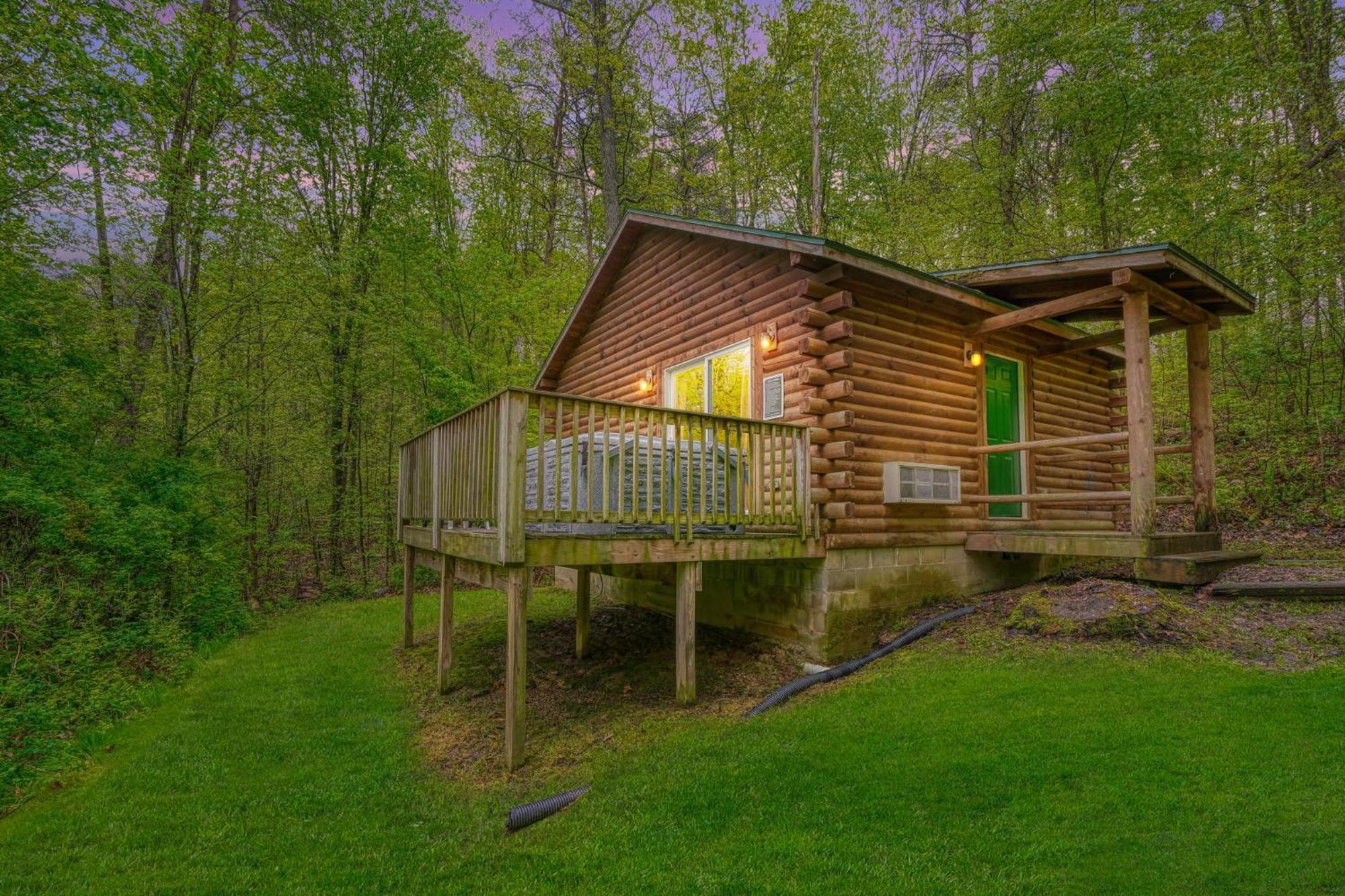 Blue Rose Cabins - Big Woody Cabin Logan Exterior foto
